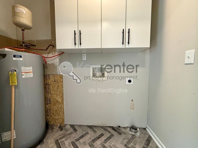 Building Photo - 3641 Thrushwood Dr