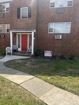 Building Photo - 512 Philmar Ct
