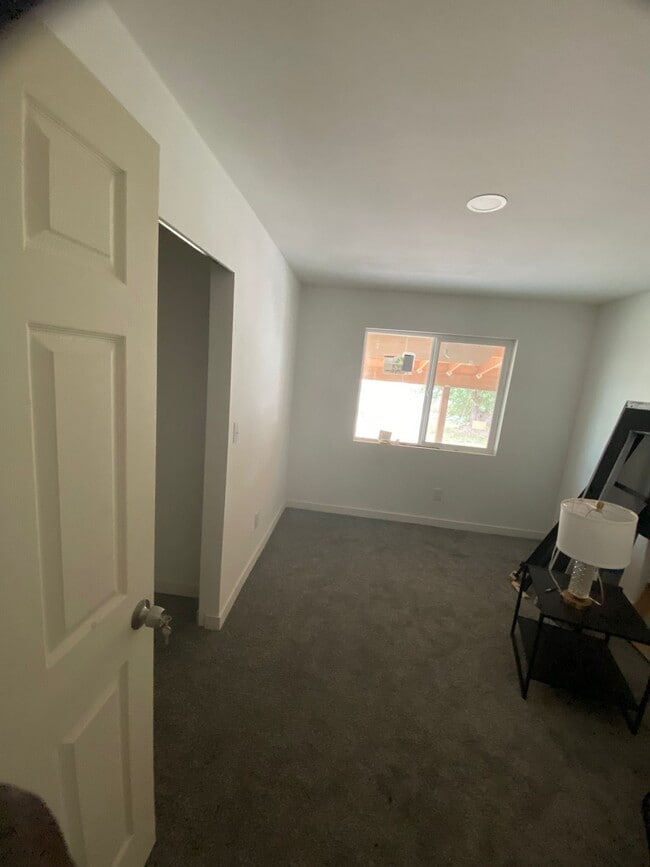 Building Photo - 126 K St NE