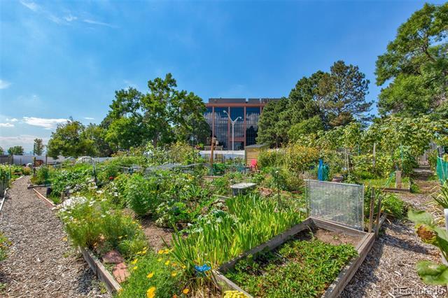 Building Photo - 13931 E Marina Dr