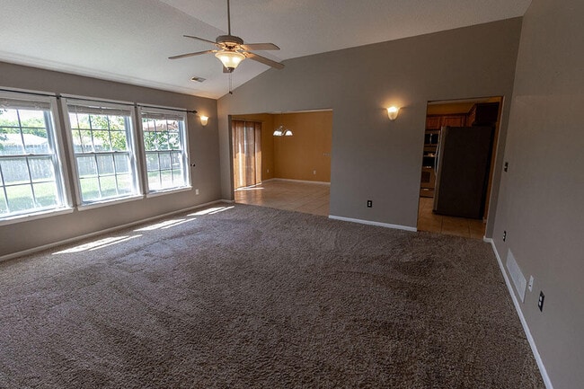 Building Photo - 4207 Black Tail Dr