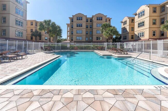 Building Photo - 642 Wells Ct