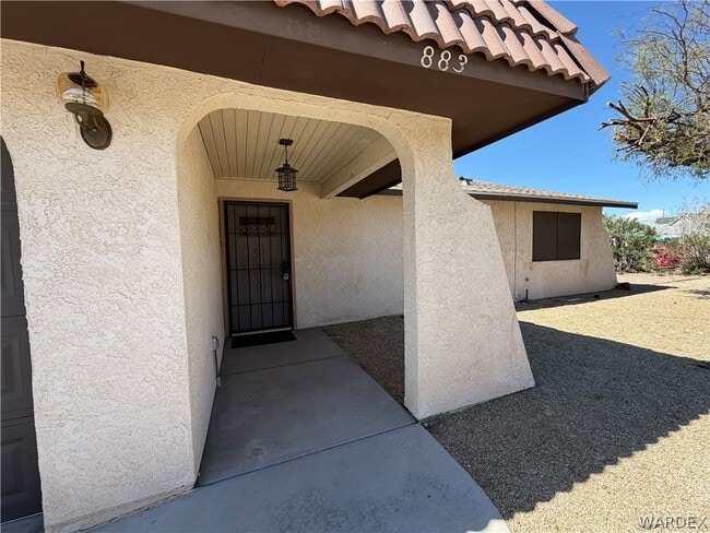 Building Photo - 883 Los Flores St