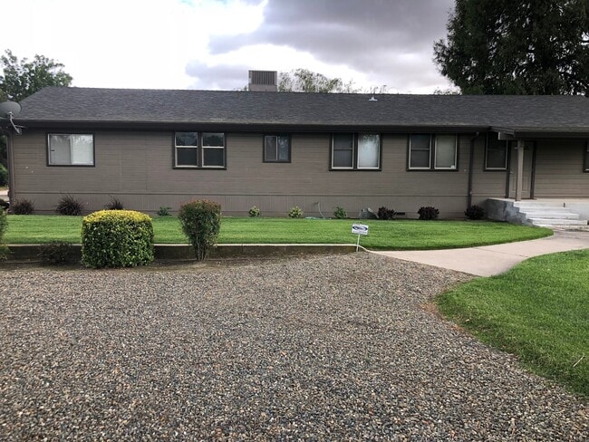 Building Photo - 1980 Sultana Dr