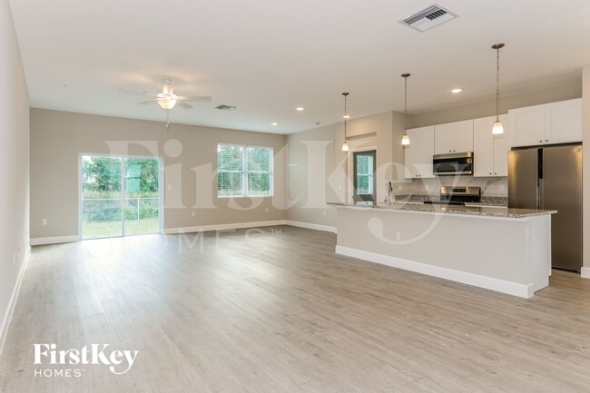 Building Photo - 874 Brookfield St SE