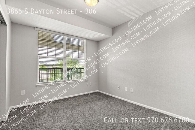 Building Photo - 3865 S Dayton St