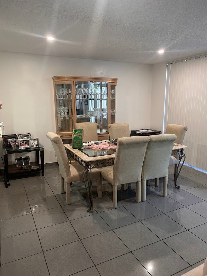 Building Photo - 3424 Torremolinos Ave