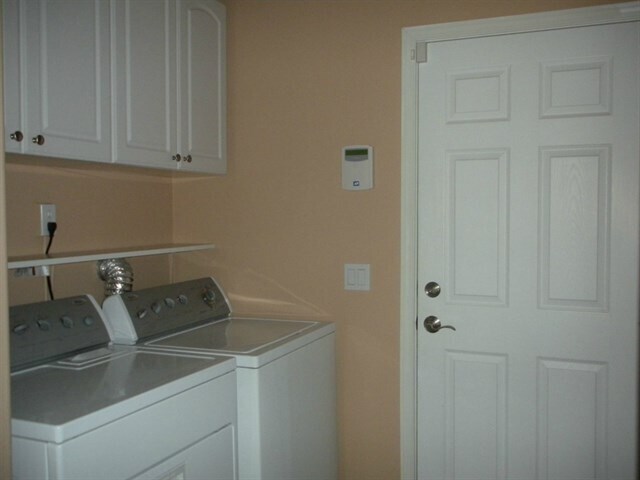 Building Photo - Sunland Townhome for Lease