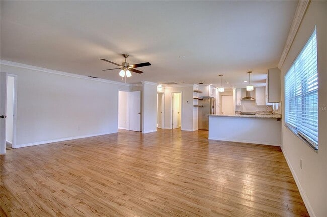 Building Photo - 555 54th St N