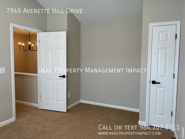 Building Photo - 7940 Averette Hill Dr