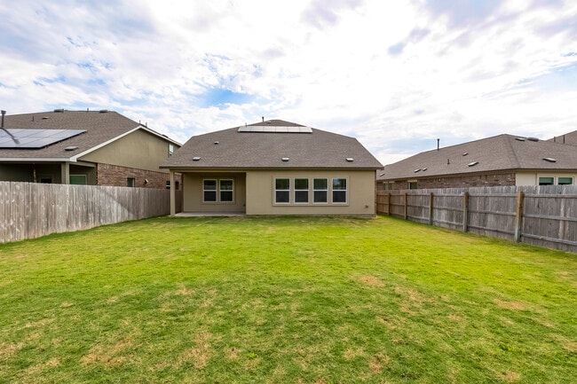 Building Photo - 2113 Guntersville Bnd