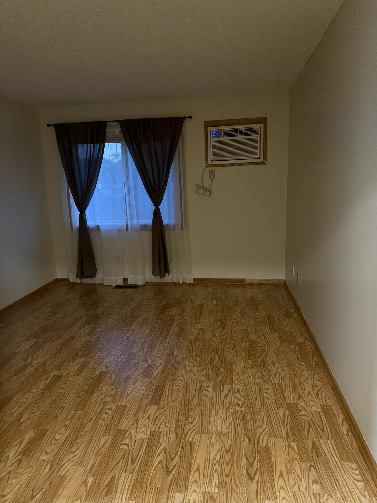 Building Photo - 4488 Cinnamon Ridge Trl