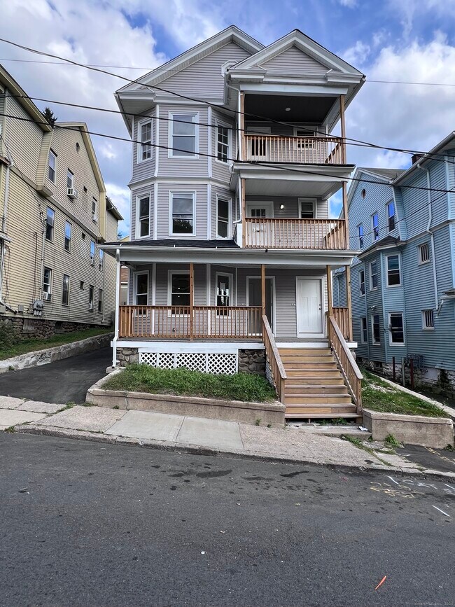 Building Photo - 36 Vermont St