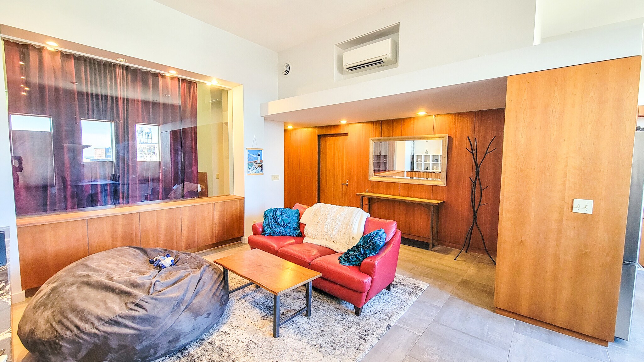 Building Photo - 210 W Superior St