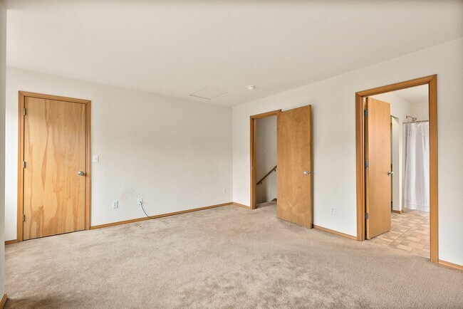 Building Photo - 4061 Galena St SE