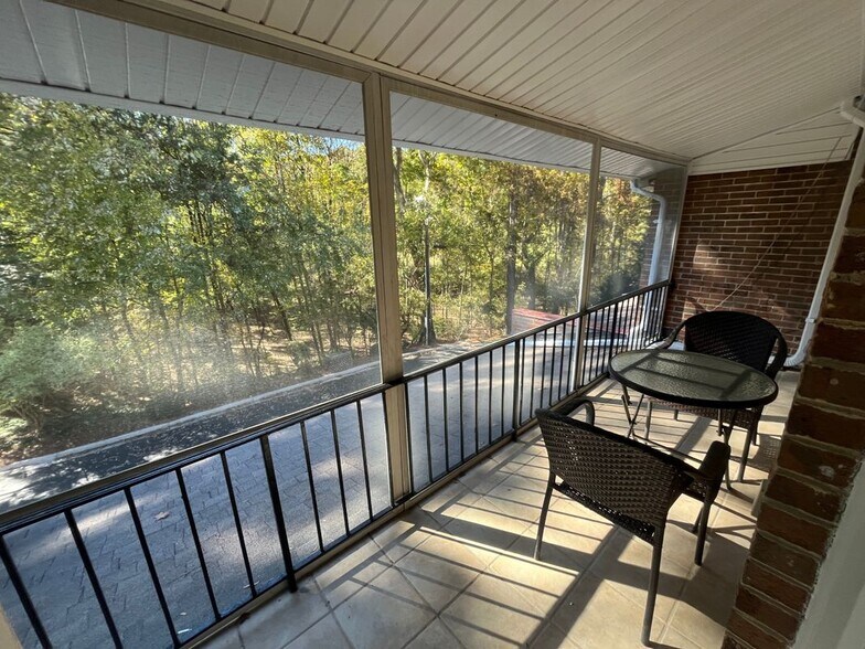 Building Photo - 3512 Paces Pl NW