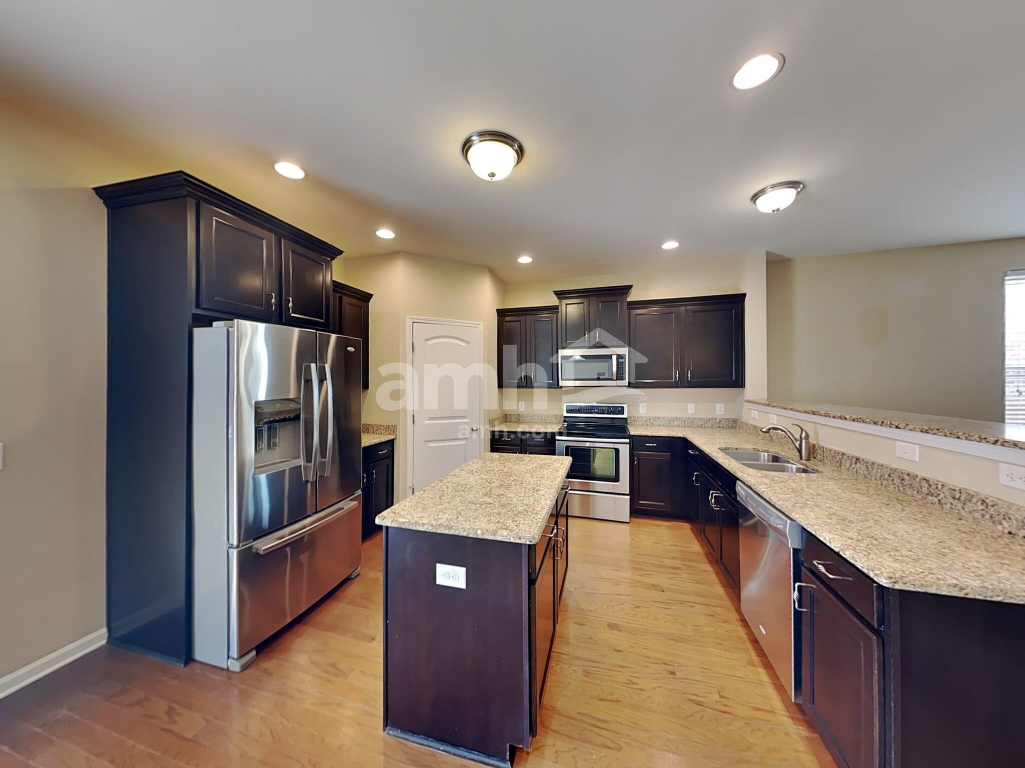 Building Photo - 207 S Dunnwood Ln