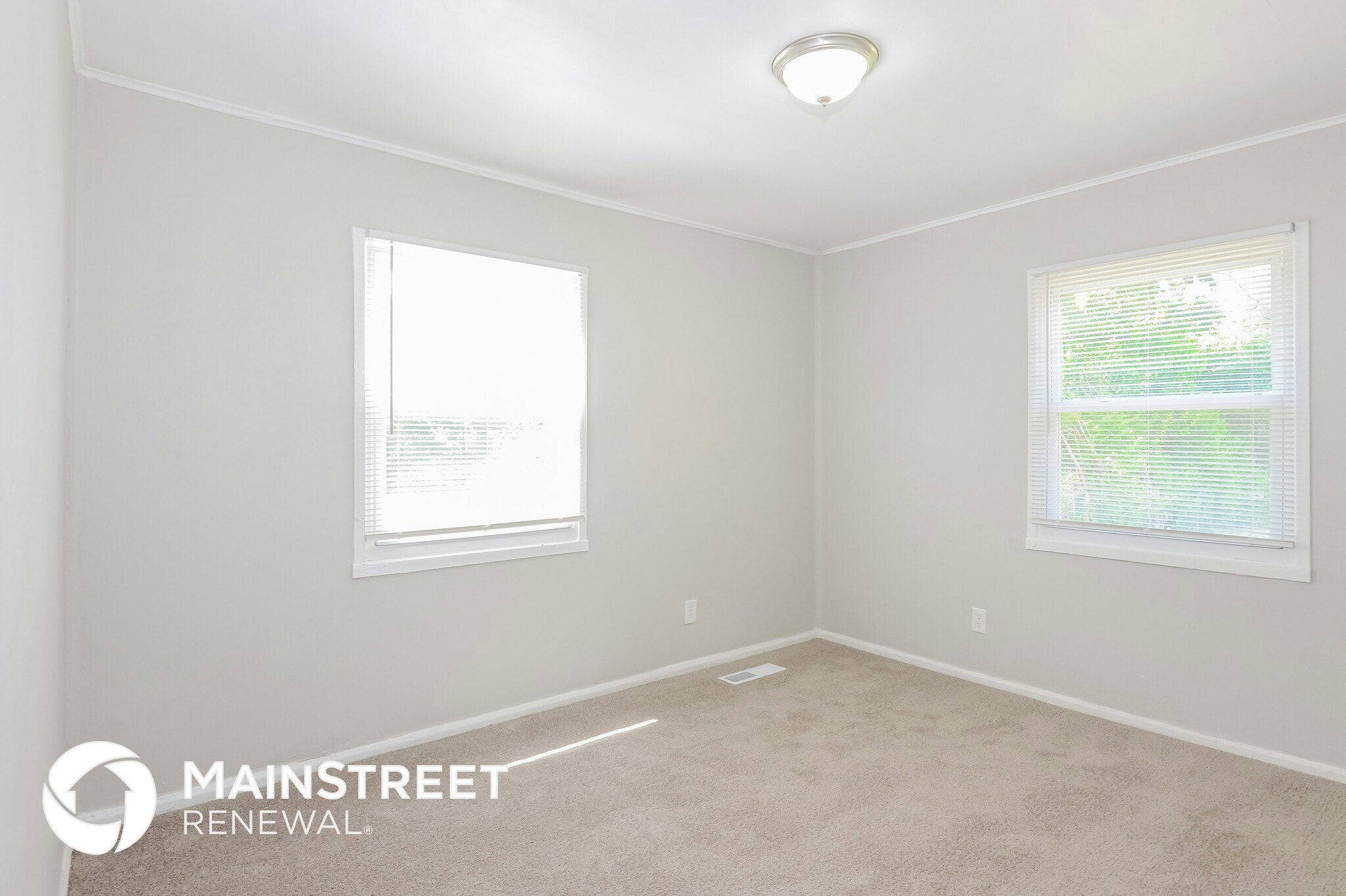 Building Photo - 4030 Kalmar Dr