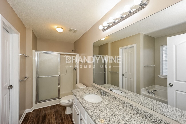 Building Photo - 165 White Oak Wy