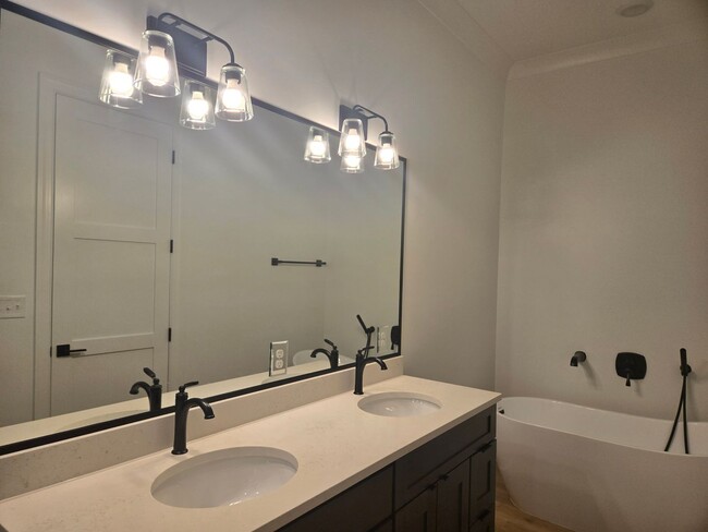 Building Photo - $1600 per bedroom. Brand new and waiting f...