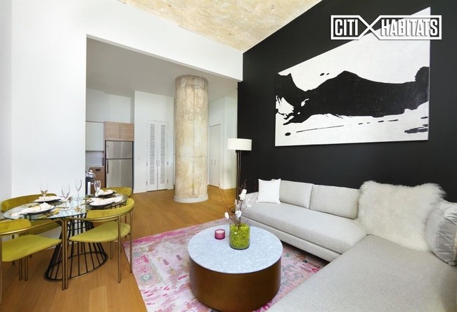 Building Photo - Eagle Lofts