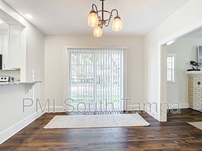 Building Photo - 375 4th St NW