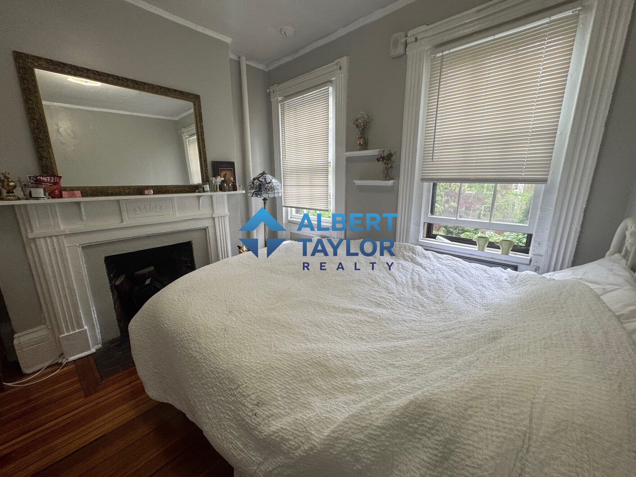 Building Photo - 5 Champney Pl