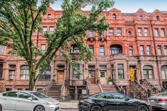 Building Photo - 139 W 122nd St