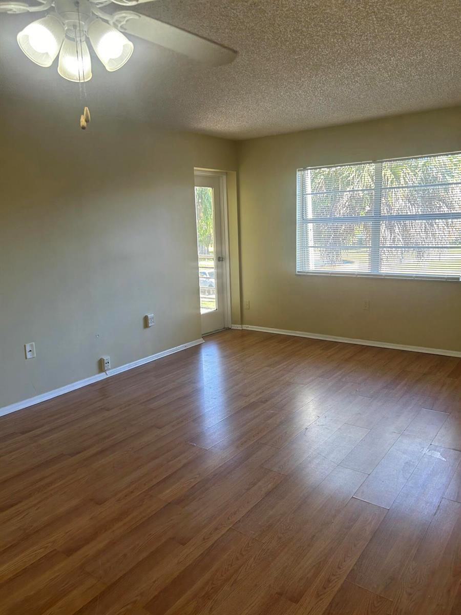 Building Photo - 4304 NW 9th Ave