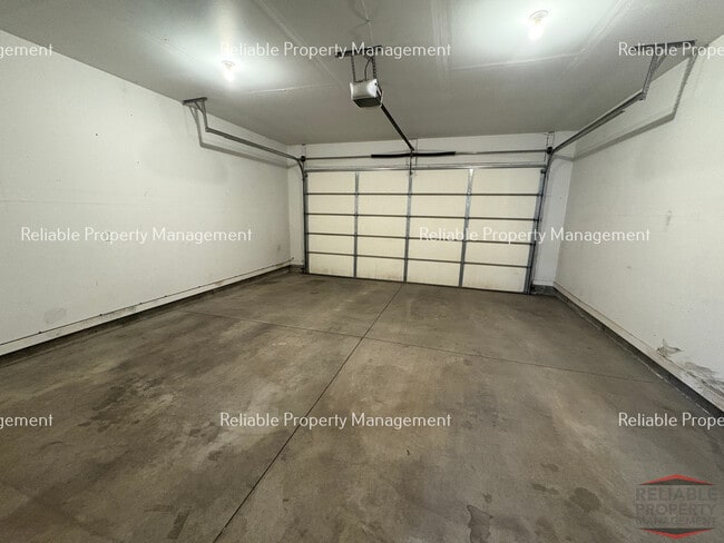 Building Photo - 565 Pioneer Rd