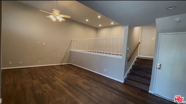 Building Photo - 11260 Overland Ave