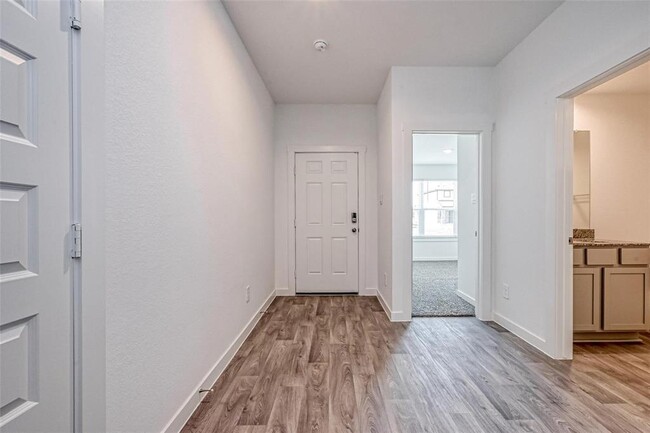 Building Photo - 31634 Brandon Ml Trl
