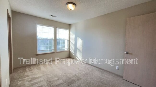 Building Photo - 4419 NE 83rd St