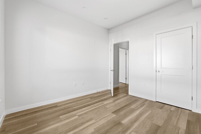 Building Photo - 71 Connecticut Ave