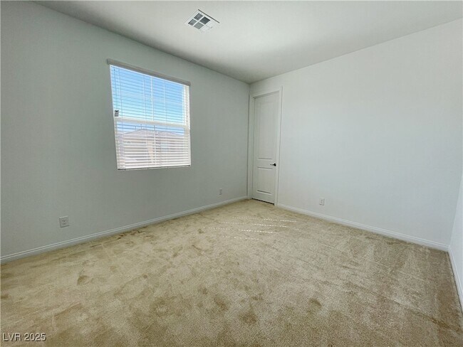 Building Photo - 8820 Scalpay St
