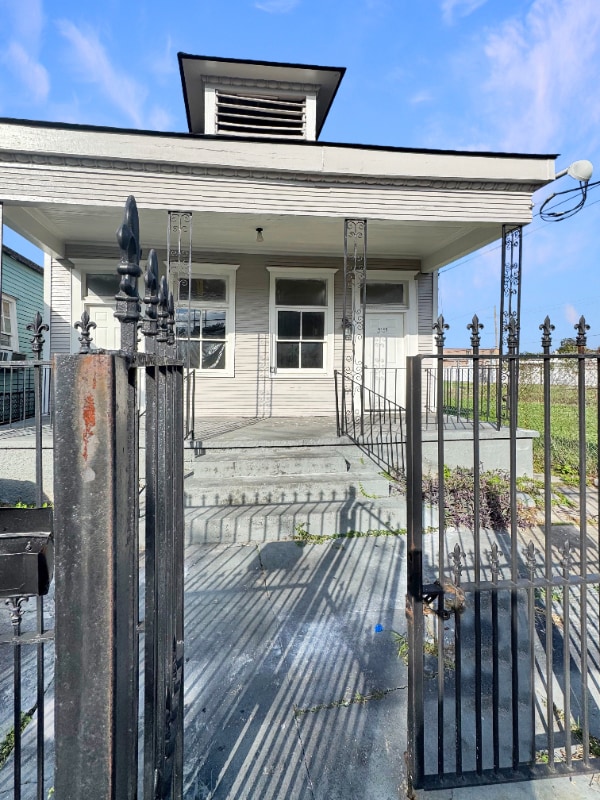 Building Photo - 3159 Urquhart St