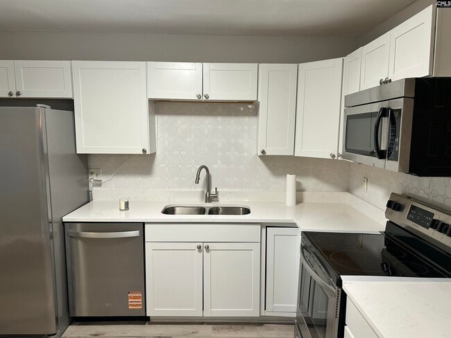 Building Photo - 1850 Atlantic Dr