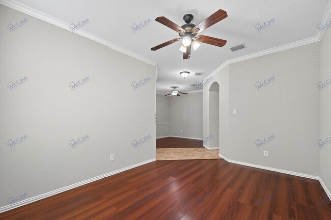 Building Photo - 4515 Sawgrass Dr