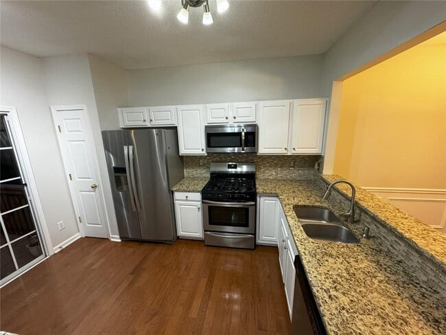 Building Photo - 6103 Falling Water Ct
