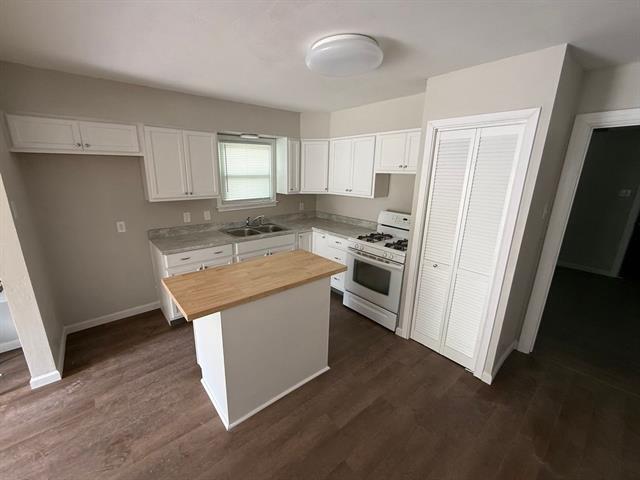 Building Photo - 801 S 17th St