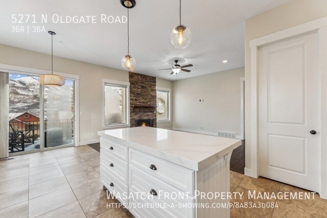 Building Photo - 5271 N Oldgate Rd