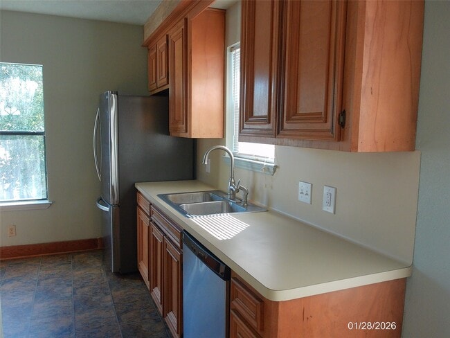 Building Photo - 4619 Ave S