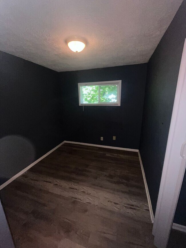 Building Photo - Section 8 Welcomed! Beautifully Renovated ...