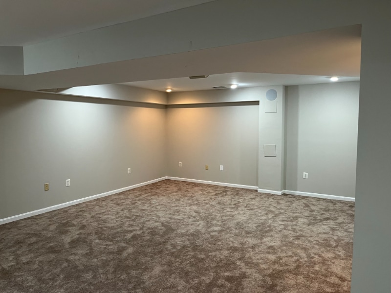 Building Photo - 15997 Kensington Pl