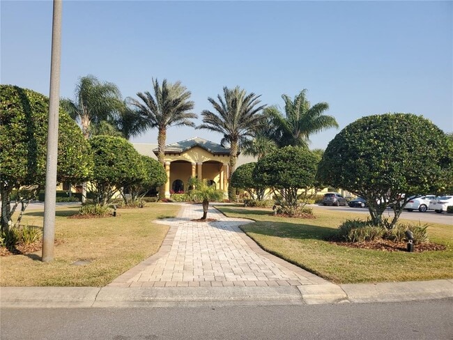 Building Photo - 8965 Cat Palm Rd