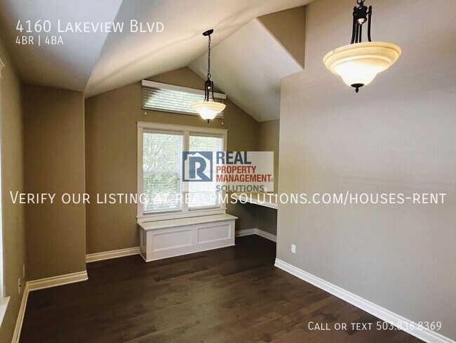 Building Photo - 4160 Lakeview Blvd