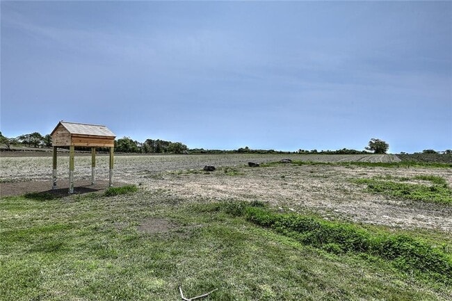 Building Photo - 148 Fogland Rd