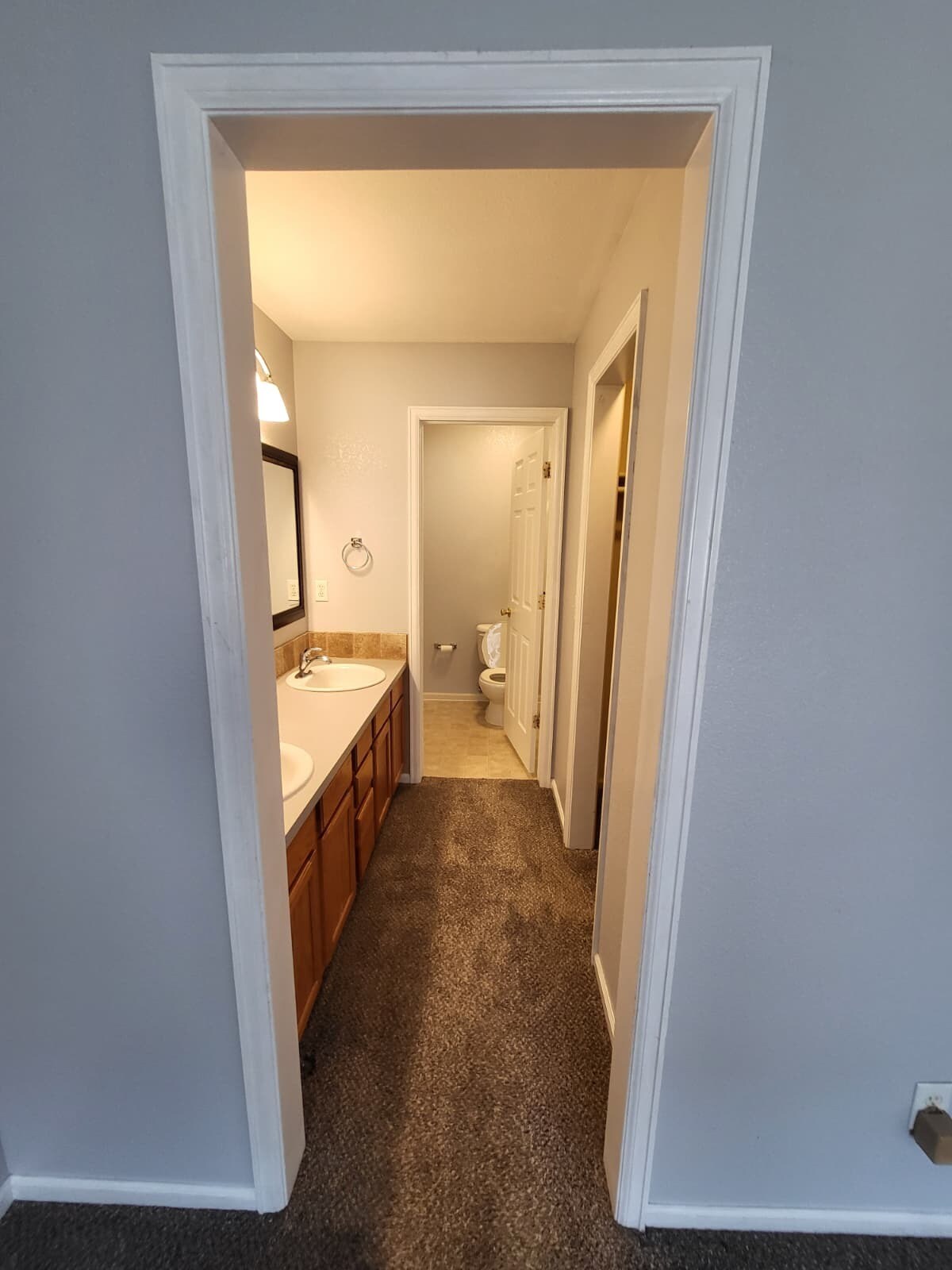 Master Bath - 2704 Breckenridge PL
