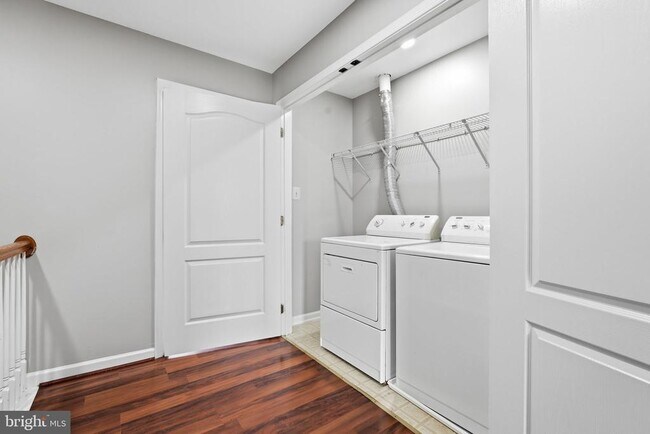 Building Photo - 25196 Whippoorwill Terrace