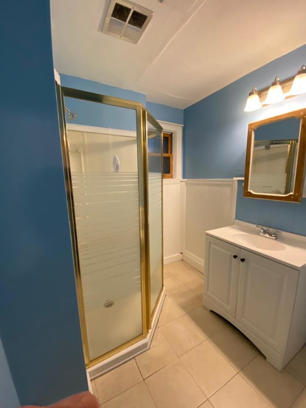 Building Photo - 2 East St